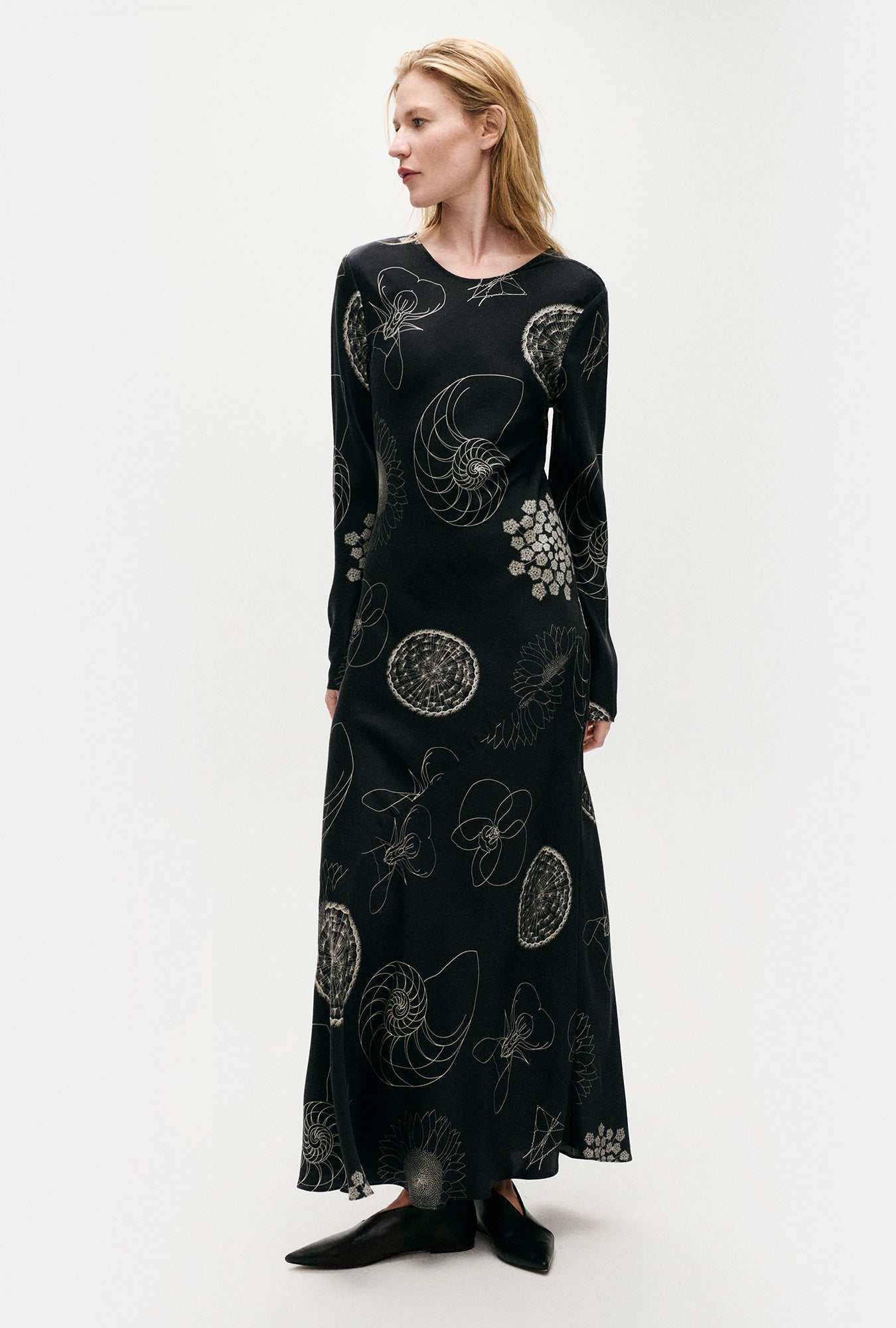 Full Sleeve Bias Dress Fibonacci Black