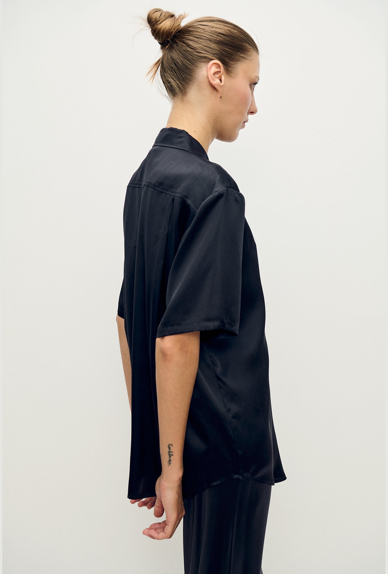 Short Sleeve Boyfriend Shirt Black