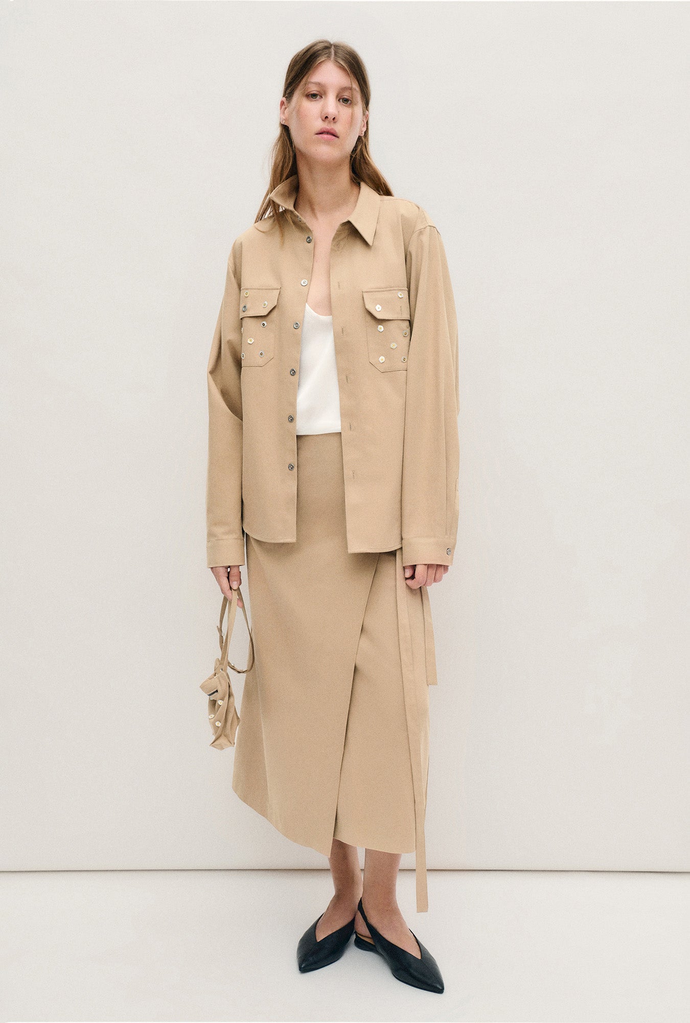 PEARL WRAP SKIRT COWRIE