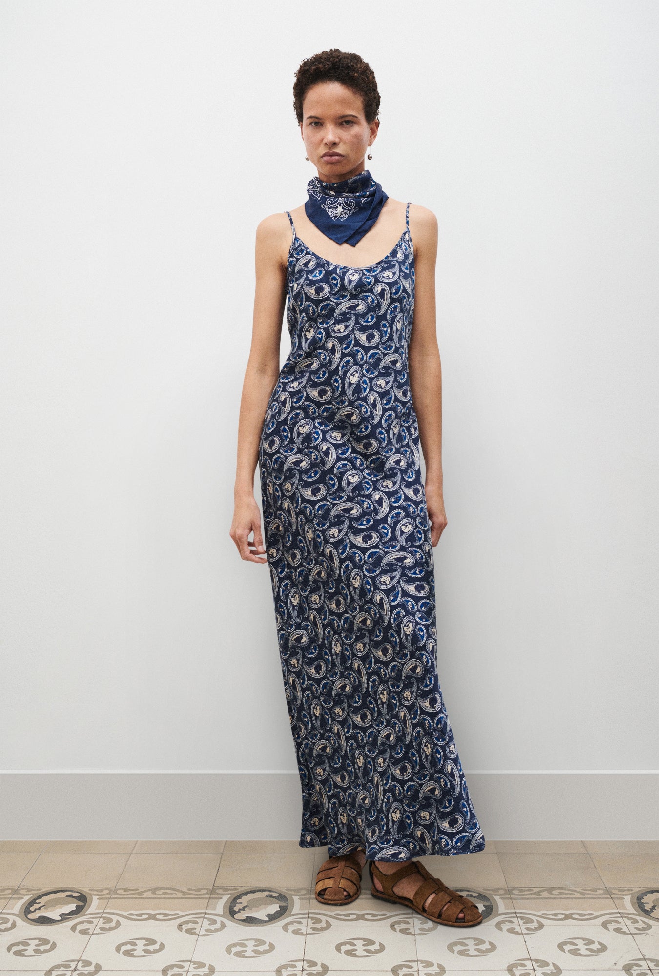 1996 Dress Hounds Paisley