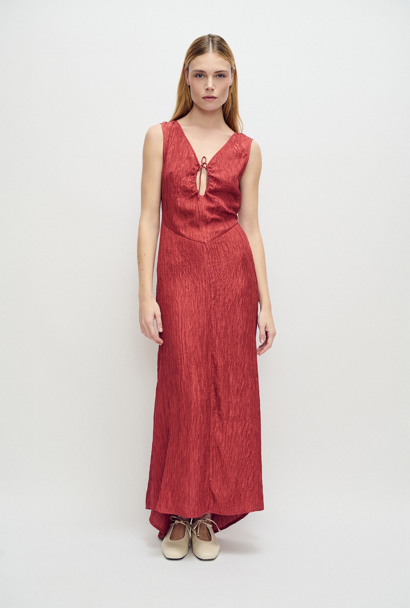 Crinkle Peek-A-Boo Dress Blush Red