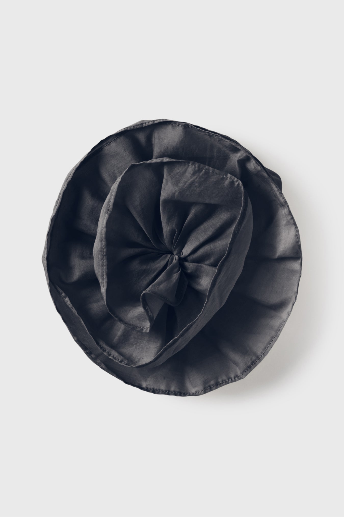 Brooch Black