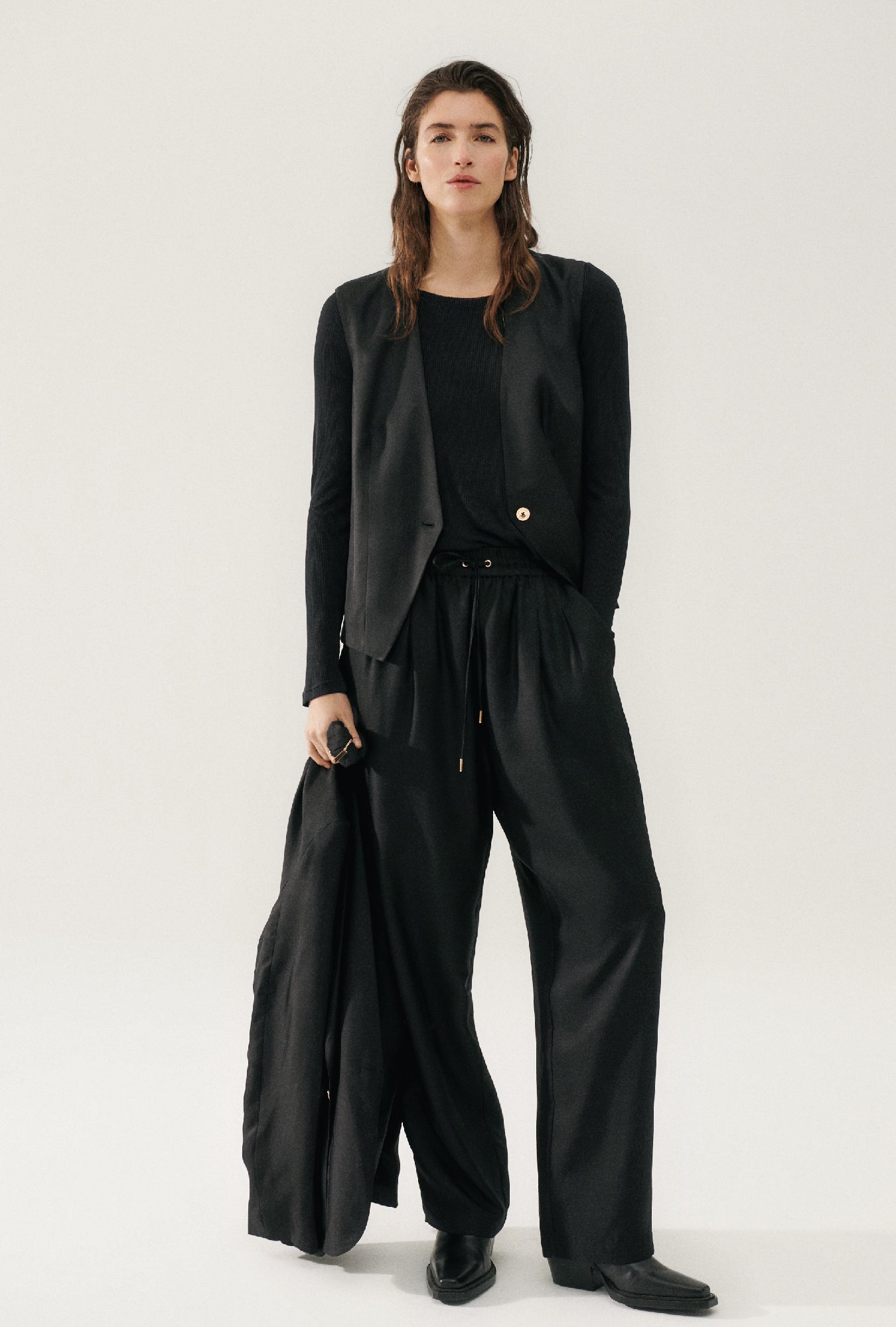 Twill Slouch Vest Black