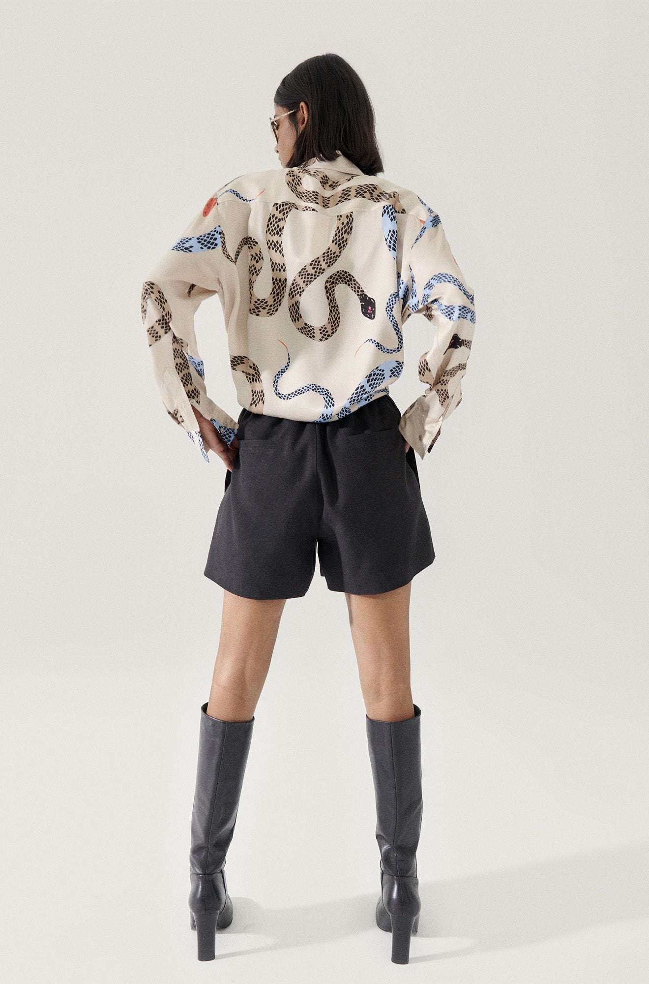 Yak Blend 70S Shorts Black