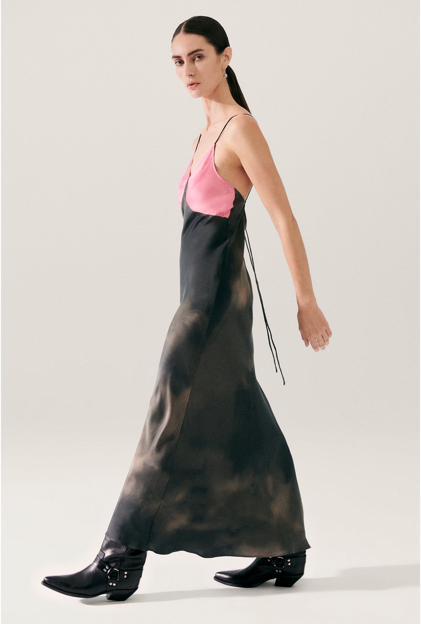 Deco Rouleau Dress Smoke / Hog Wash